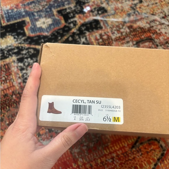 Vince Tan Ankle Boots - Picture 5 of 10